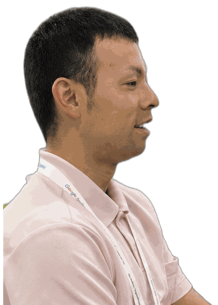 主任主事の佐藤悠さん